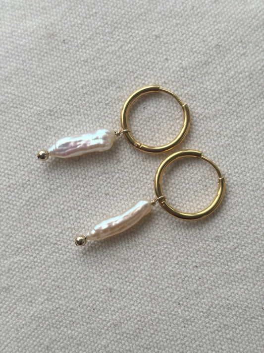Ballet Pearl Earrings