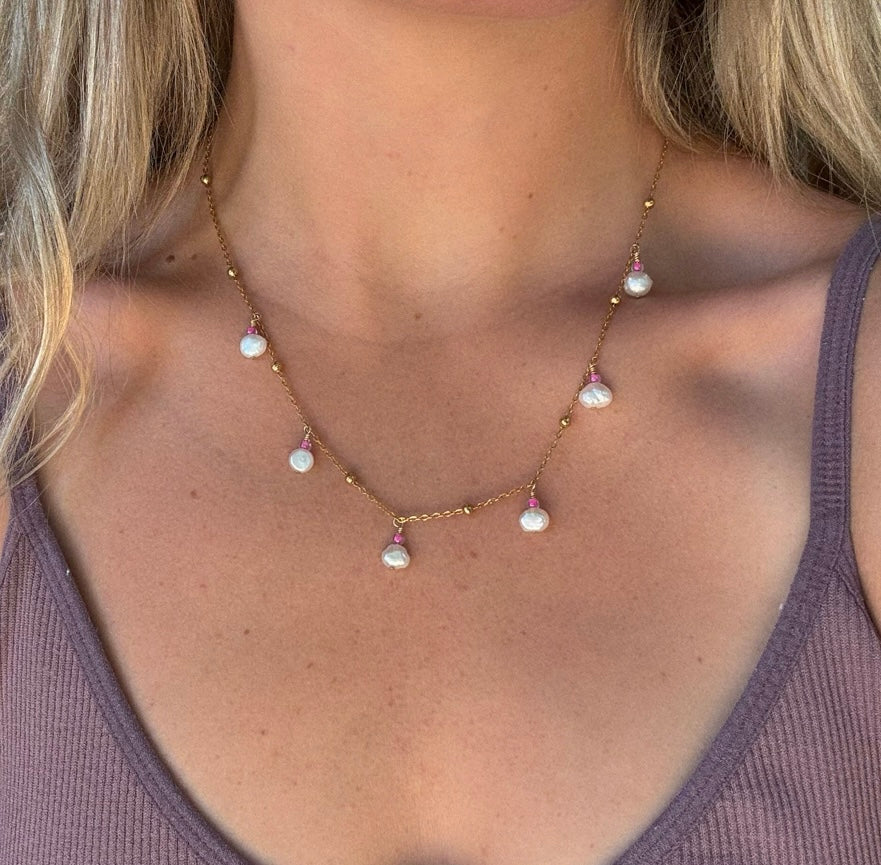 Pink & Pearl Necklace