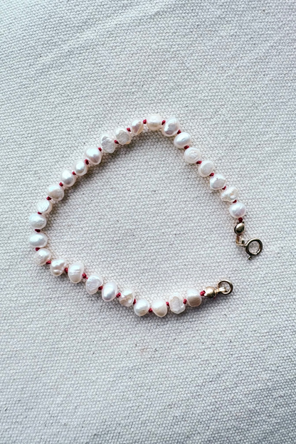 Red Knotted Pearl Bracelet