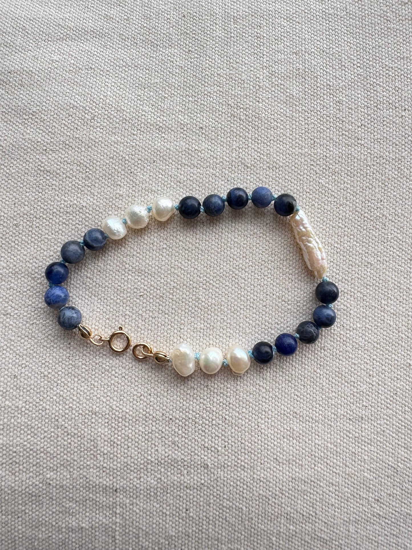 Blue Sodalite & Pearl Bracelet